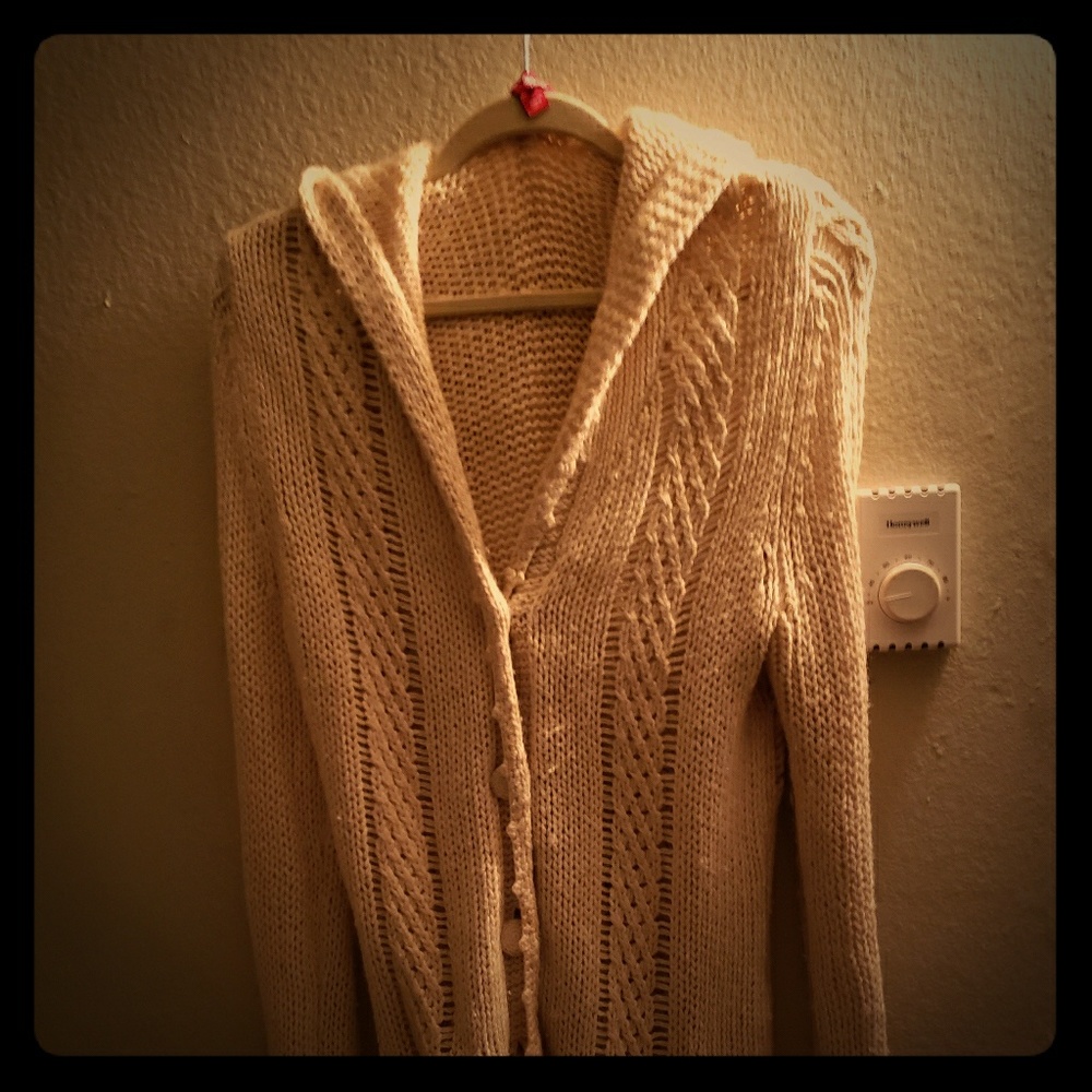 Cream knitted sweater